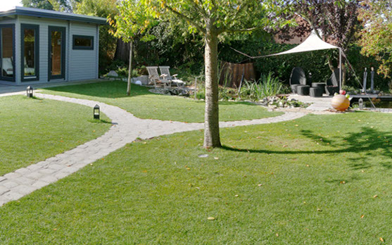 alle Nutzungsbereiche fügen sich zu einer harmonischen Einheit, Gartenbau, Gartenplanung, Wesel, Gilhaus