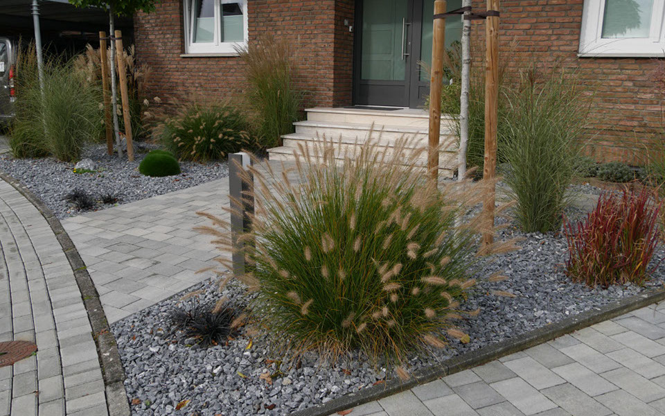 Vorgarten, Weg, Beleuchtung, Graeser, Gartengestaltung, Wesel, Gilhaus