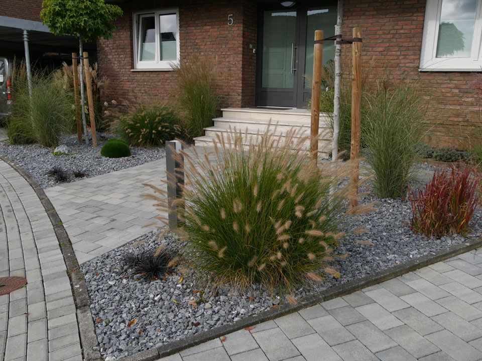 Vorgarten, Weg, Beleuchtung, Graeser, Gartengestaltung, Wesel, Gilhaus