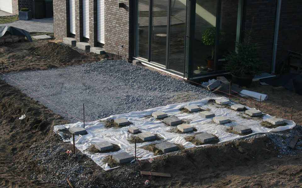 Terrassenbau, Holzdeck, Natursteinterrasse, Gartenbau, Gartenplanung, Wesel, Gilhaus